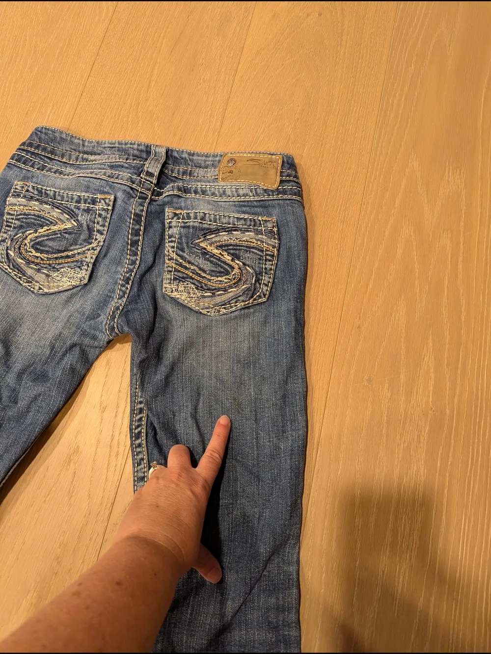 Silver Jeans bootcut silhouette